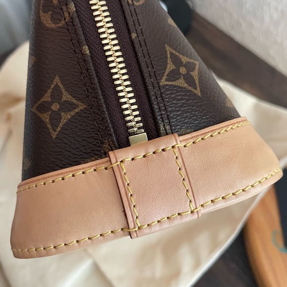 AUTHENTIC LOUIS VUITTON ALMA BB Monogram EUC - Picture 14 of 16